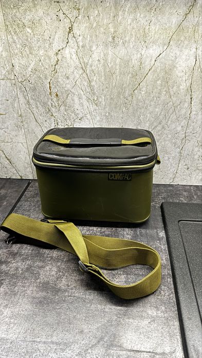 Korda Camera Bag - sztywny pokrowiec na aparat