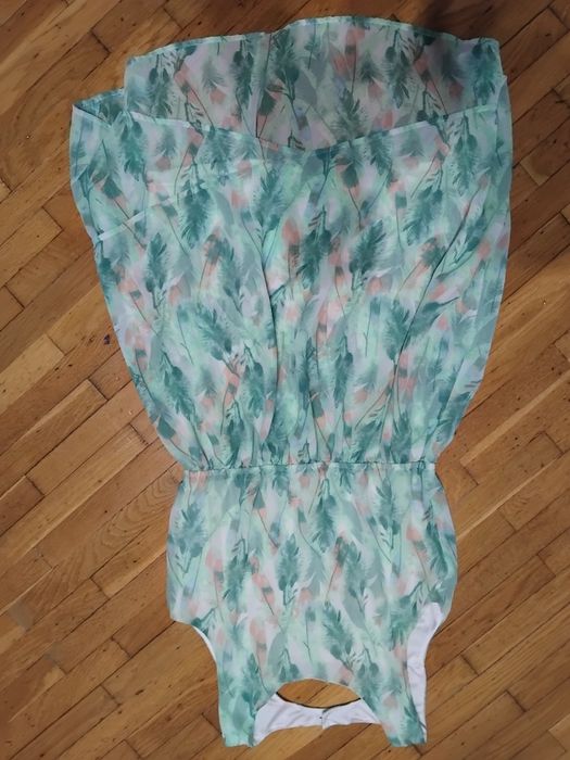 Для дівчини або підлітка. 140 -146 см