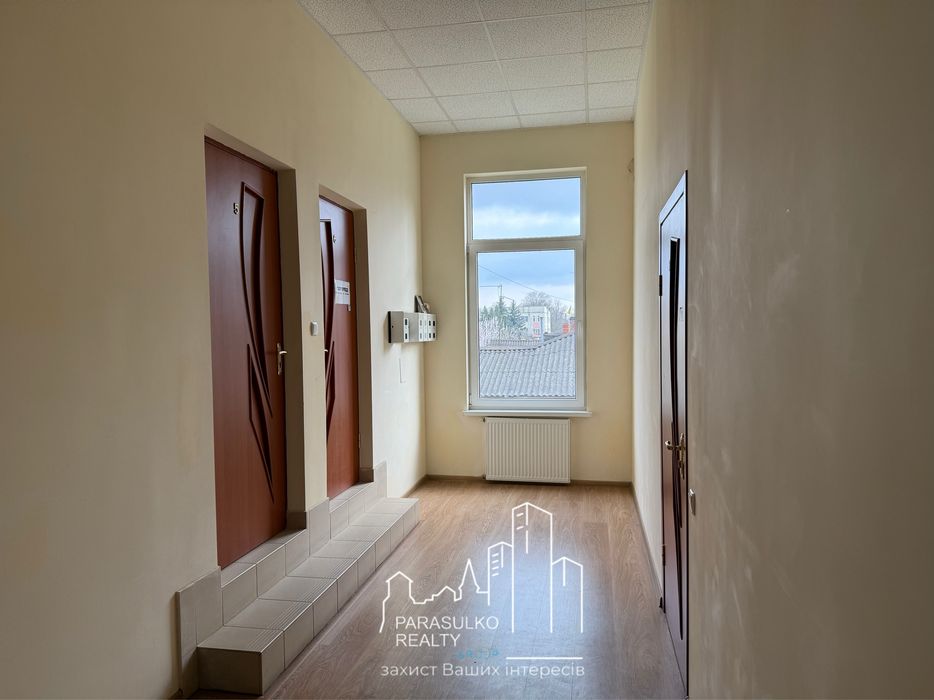 Продам окремо збудовану 3-и поверхову будівлю