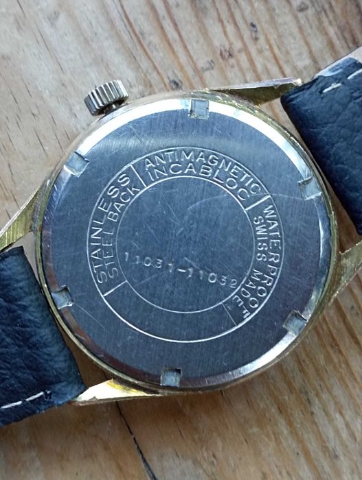 AVIA Swiss Made retro, fayny
