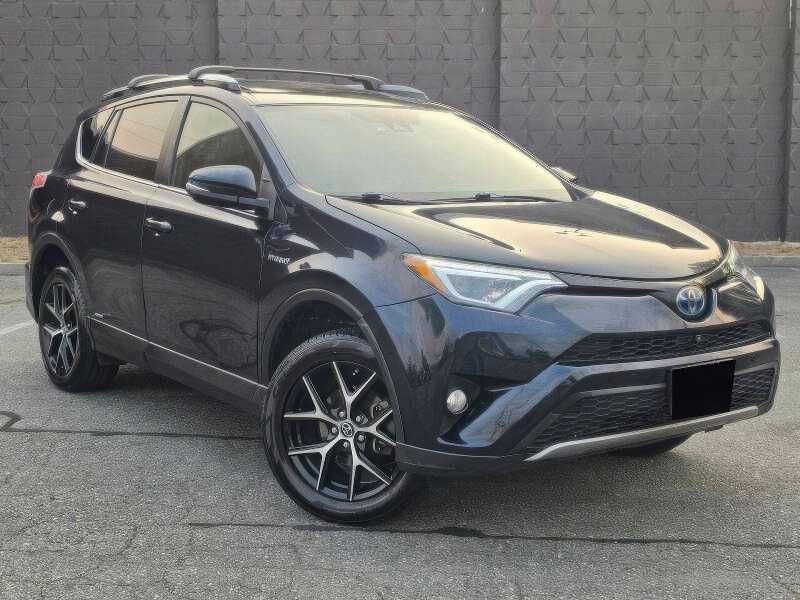 2018 Toyota RAV4 Hybrid SE