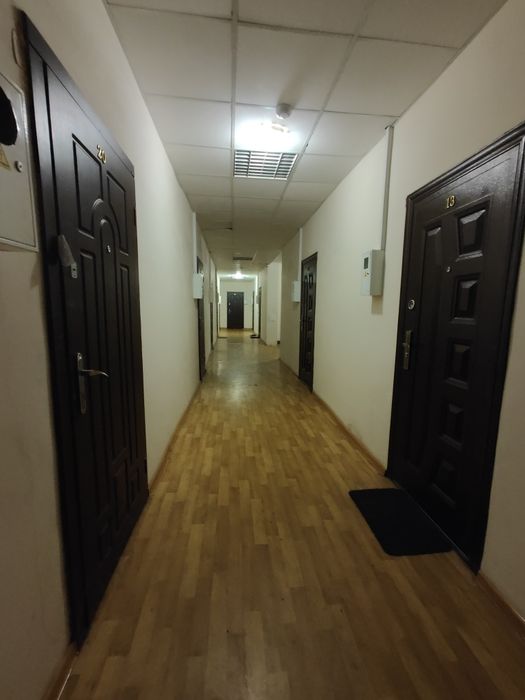 Продам 1 комнатная квартира метро Вокзальная (Южный Вокзал).Недорого!