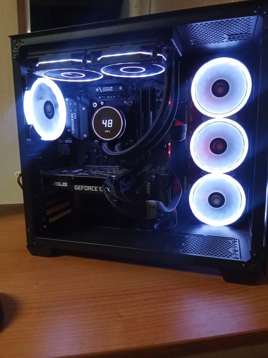 pc gaming - ryzen 7 5800X - RTX 5070