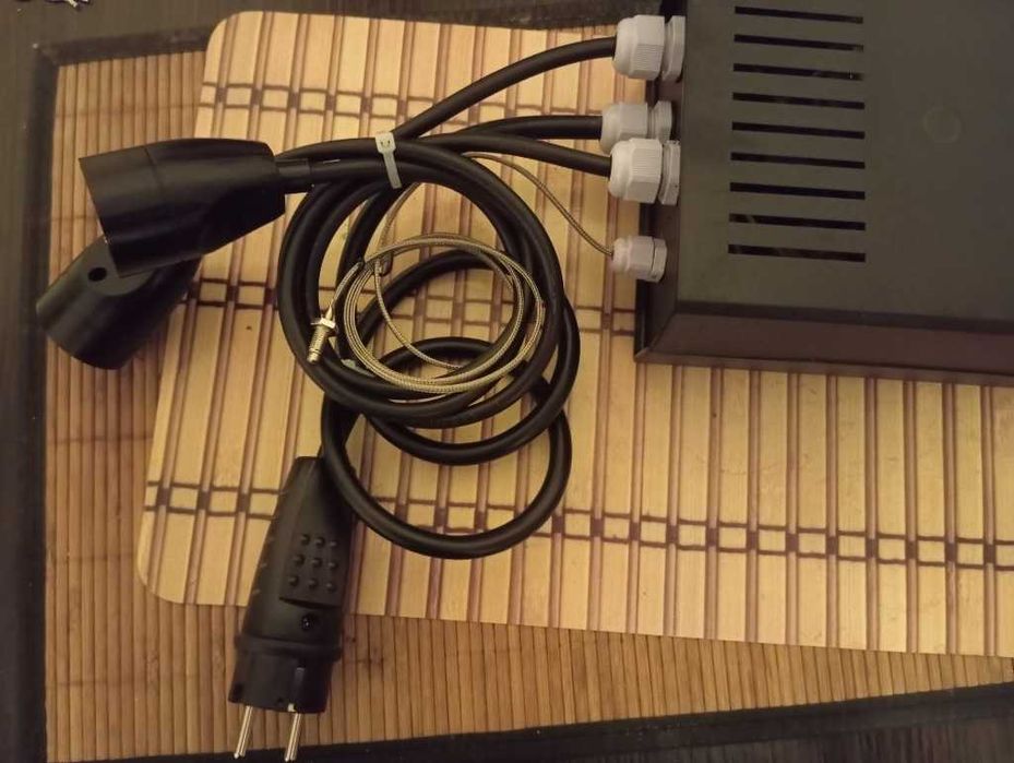 Regulator temperatury grzałki destylatora, wędzarni , pieca 3,7 KW