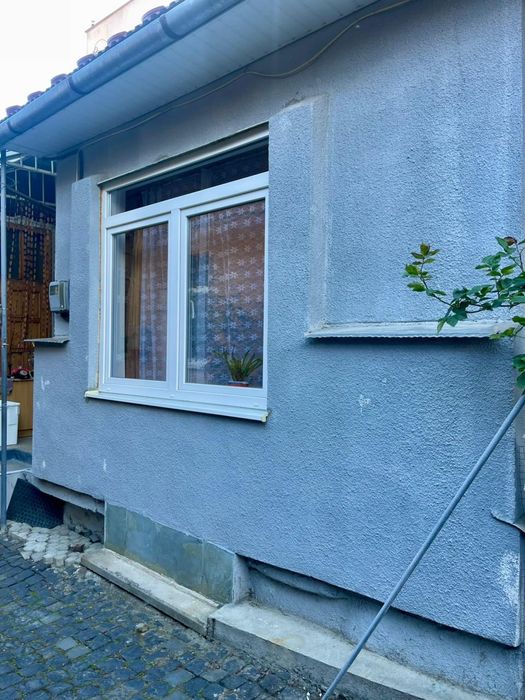 Продаж напівособняка .