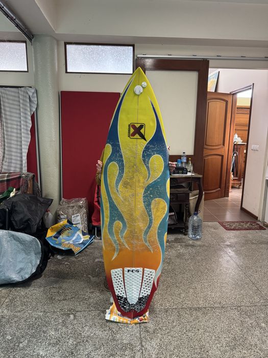 Prancha de surf xtrem 5.11 31.8L