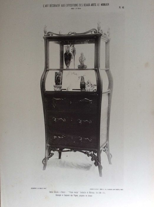 Tema: Mobiliário.  Estampas fotográficas.  Ano 1902.  Public. n.º 4