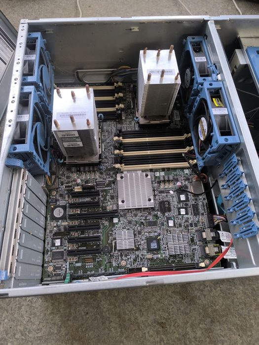 HP ProLiant ML350 G6 сервер