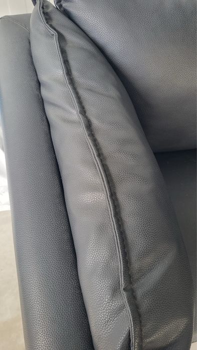 Sofá de 4 lugares preto