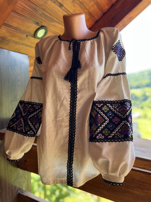 Вишиванки різні розміри