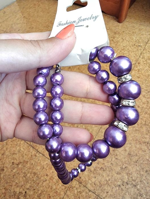 Conjunto de colar e pulseira roxos - novos