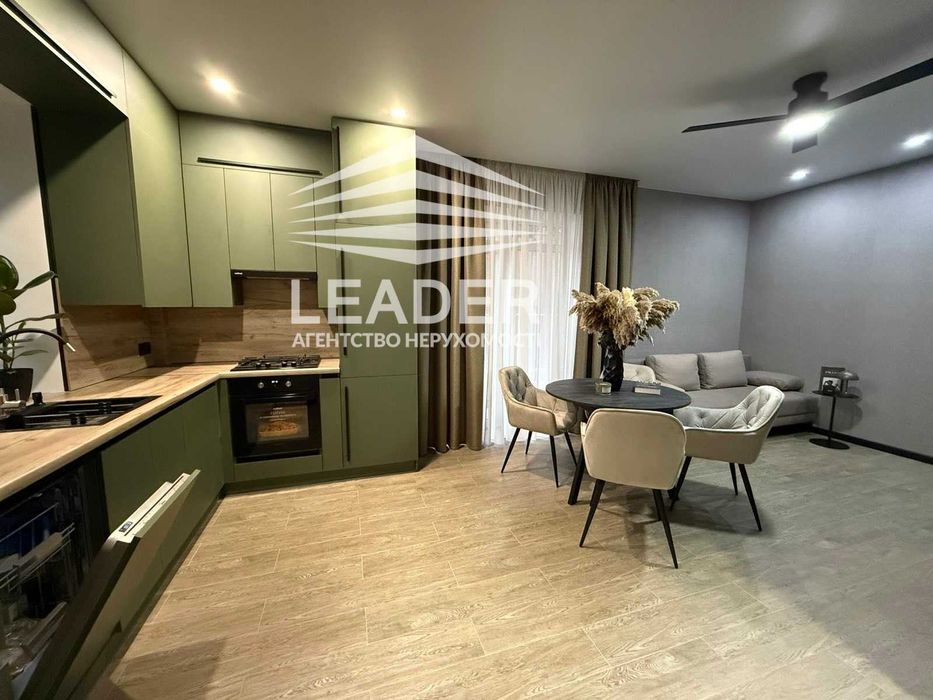 Продам Таунхаус-ДИЗАЙНЕРСЬКИЙ-ЯКІСНИЙ-Два санвузли-Ванна+душова.Газ!