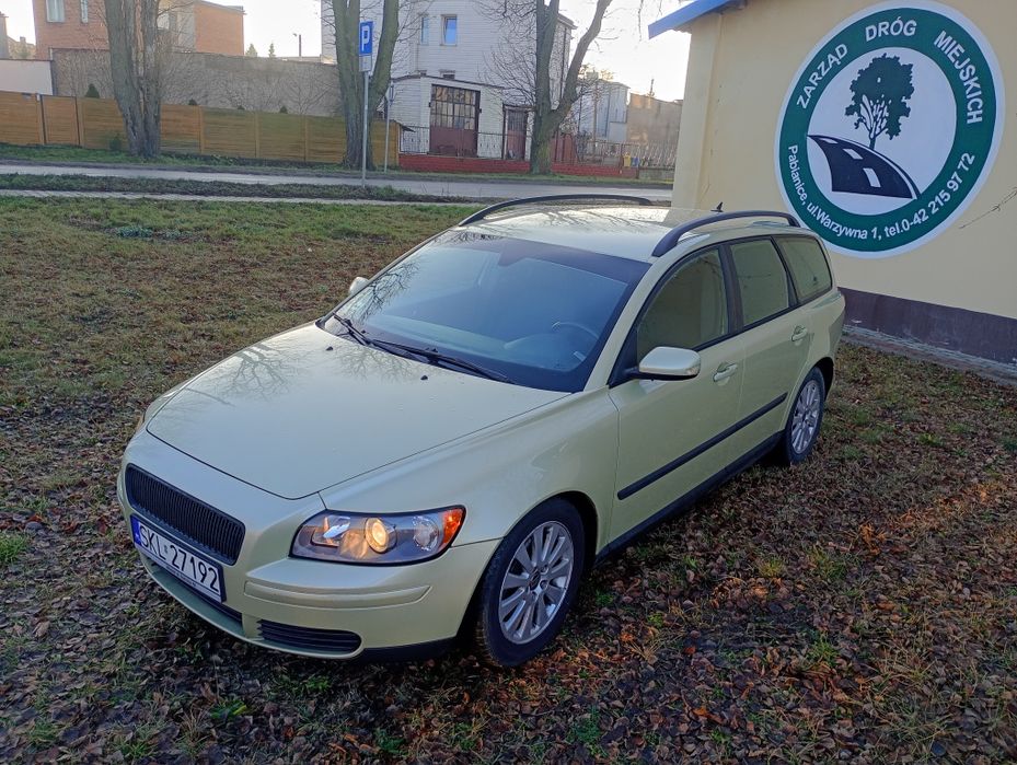 Volvo v50 2.4benz /hak/klima