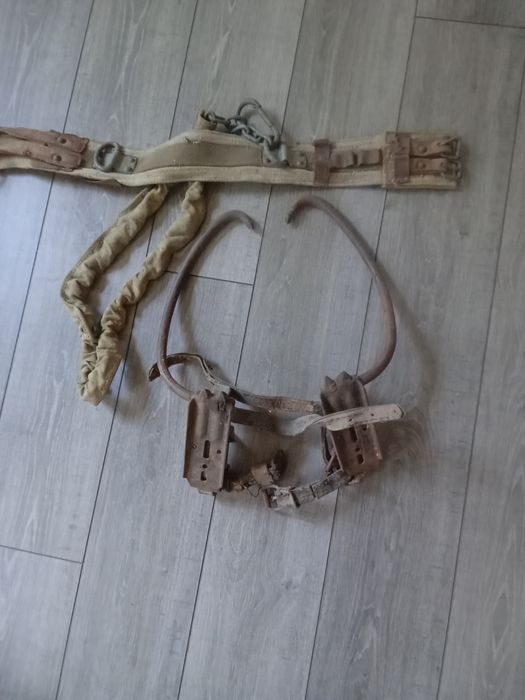 Когти лазы для круглых деевянных столбов со страховкой