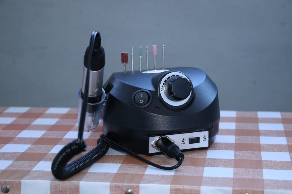 Продам фрезер.Користувалась лише один раз .