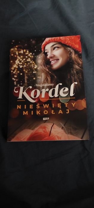 Nieświęty Mikołaj  -  Magdalena Kordel