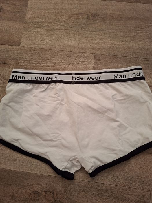 Białe Bokserki męskie używane M