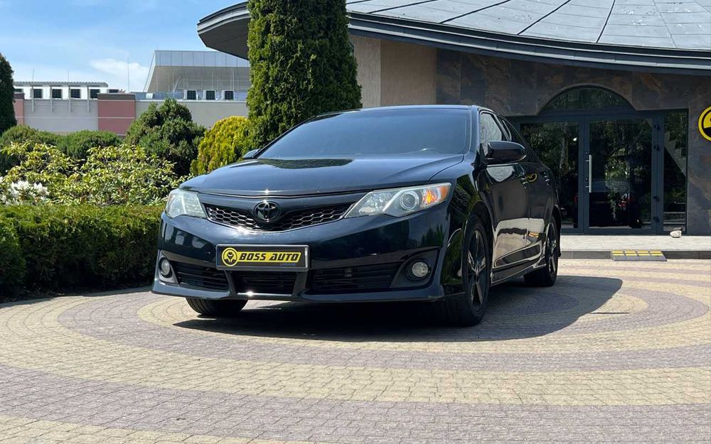 Toyota Camry 2013