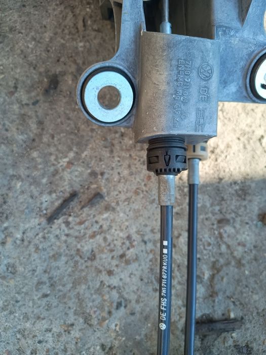 Linki zmiany biegów mechanizm VW T5 2.5tdi oryginał komplet