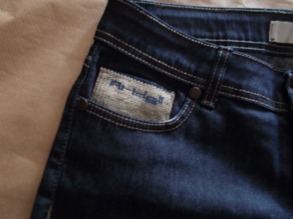 S ARTIGLI Premium Nowe Jeansy Damskie S pas 76 cm, Italy