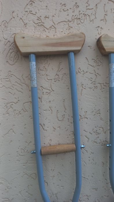 Продам милиці універсальні