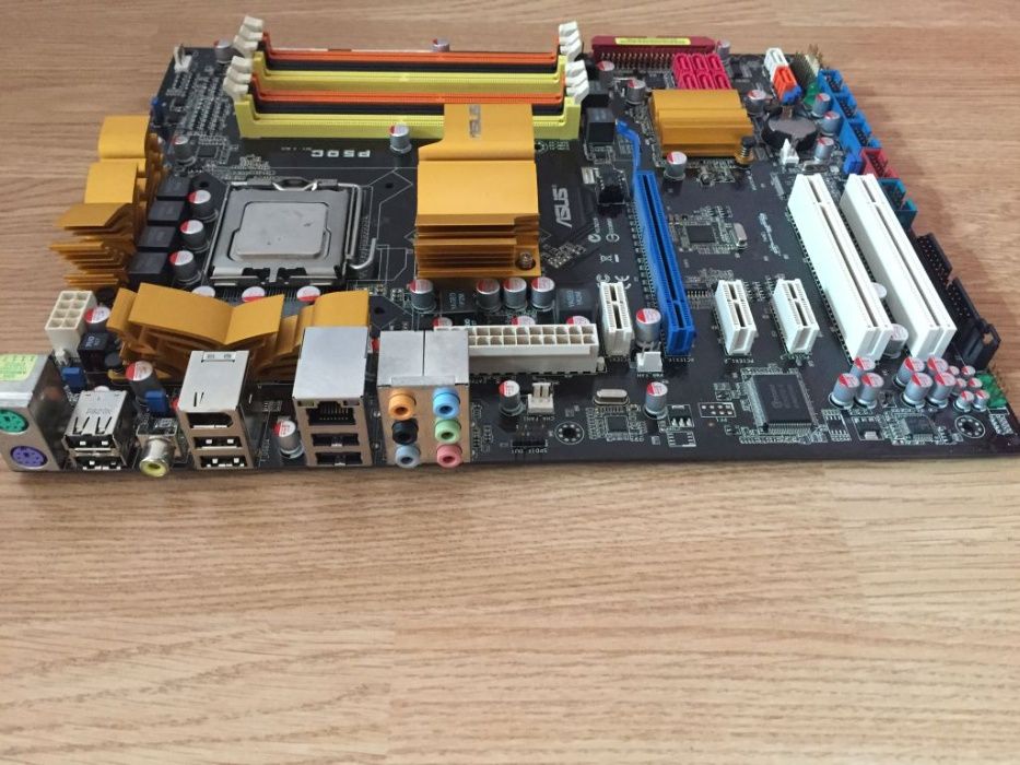 ТОПОВАЯ ASUS P5QC s775, P45, FSB 1600, DDR2/DDR3, под XEON e5450 x5470