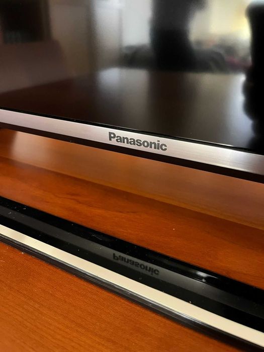 Tv LED Full HD Panasonic 40'' TX-40DS500E como nova