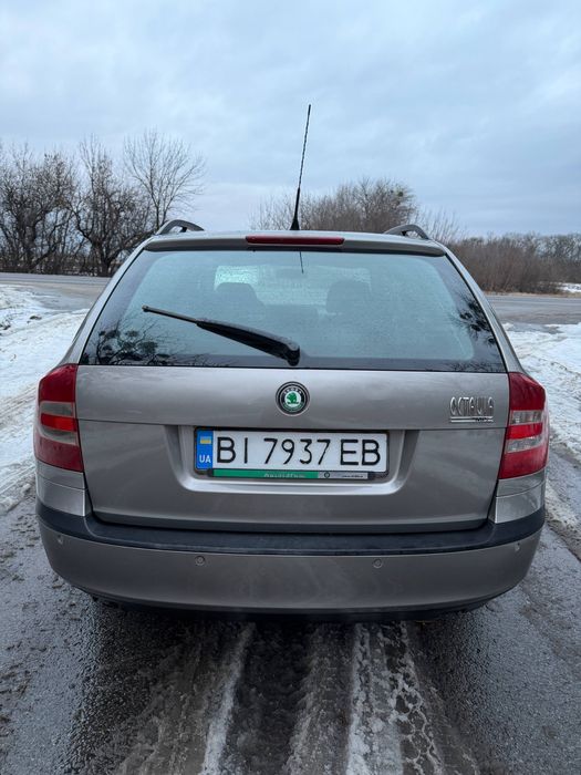 Продам Skoda Octavia  A5, 1,6 МРІ/газ