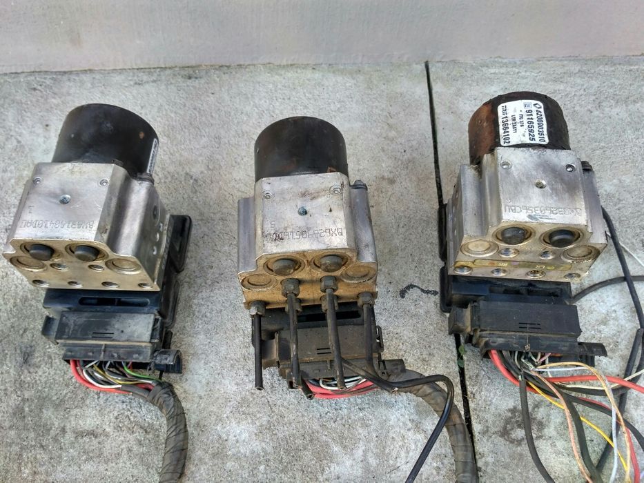 Блок абс abs рено трафик трафік trafic vivaro виваро примастар трафик