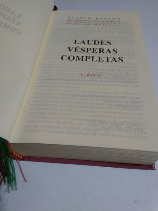 Laudes e Vésperas Completas