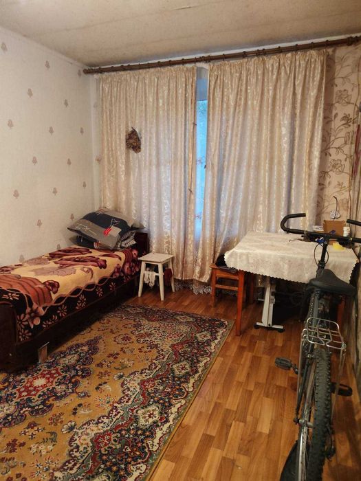 Продаж 1 кімнатної квартири  в  Озерному