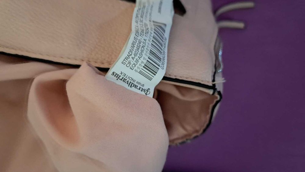 Mini różowy plecak damski. Stradivarius (Grupa INDITEX), Hiszpania.