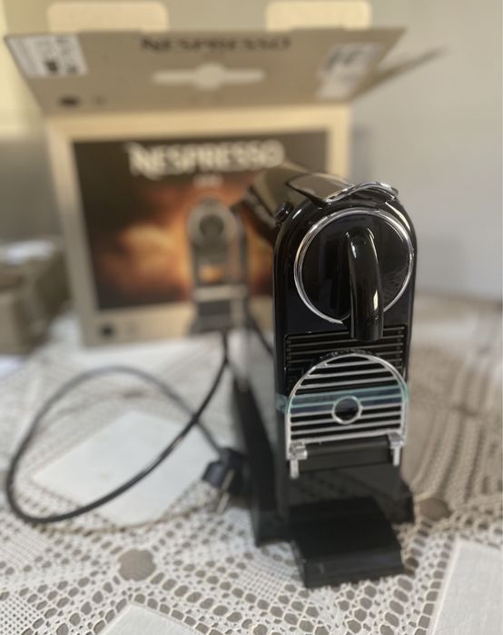 Nespresso citis - nova - dentro de caixa