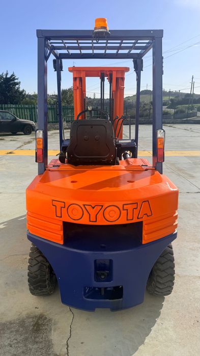 Empilhador Toyota Triplex Diesel