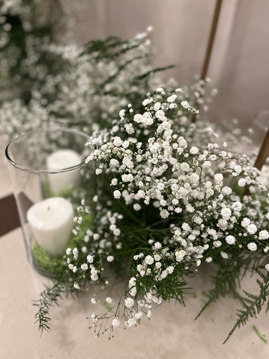 Florystka - dekorowanie kwiatami