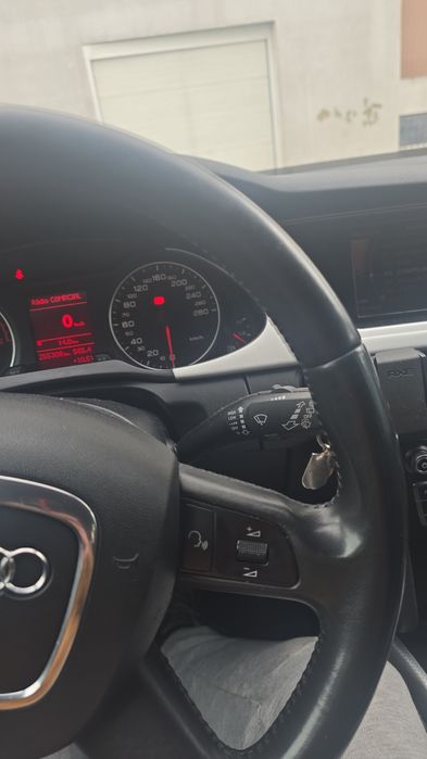 Audi A4 B8 2.0 tdi 143cc