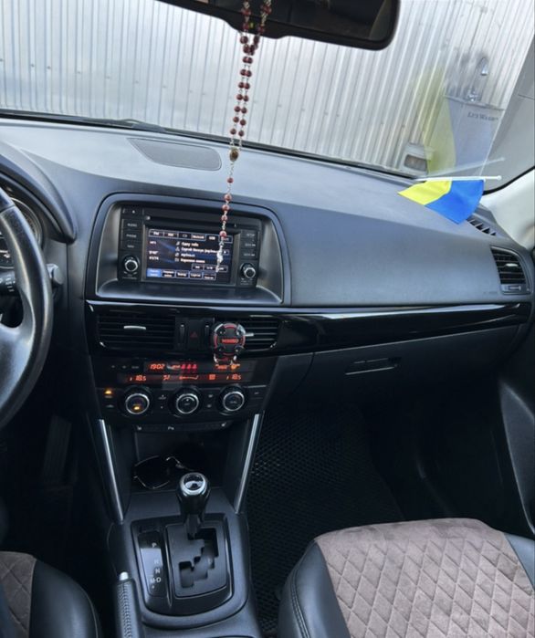 Продам MAZDA CX-5 у гарному технічному та візуальному стані.