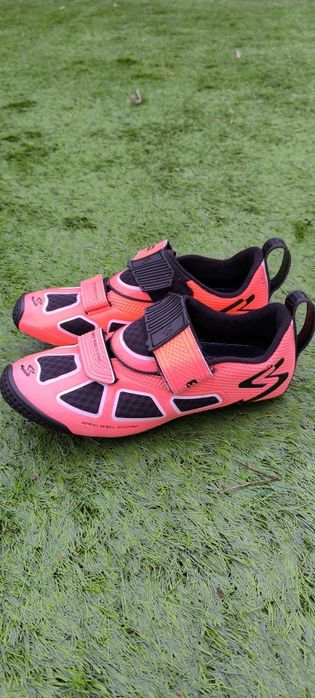 Sapatos de triatlo/ciclismo Spiuk Trivium Carbon