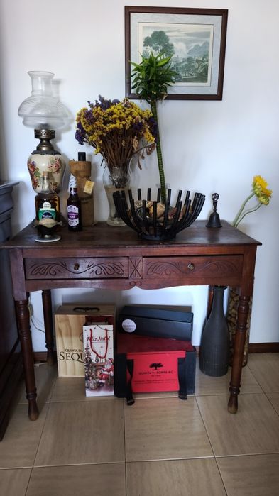 Mesa  madeira antiga