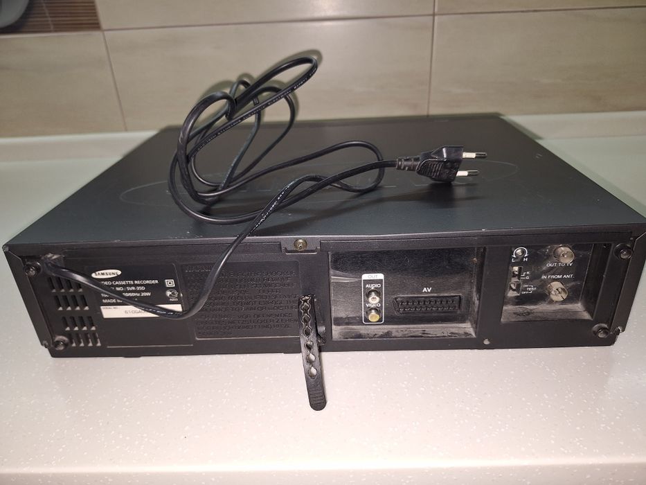 Відеомагнітoфон Samsung