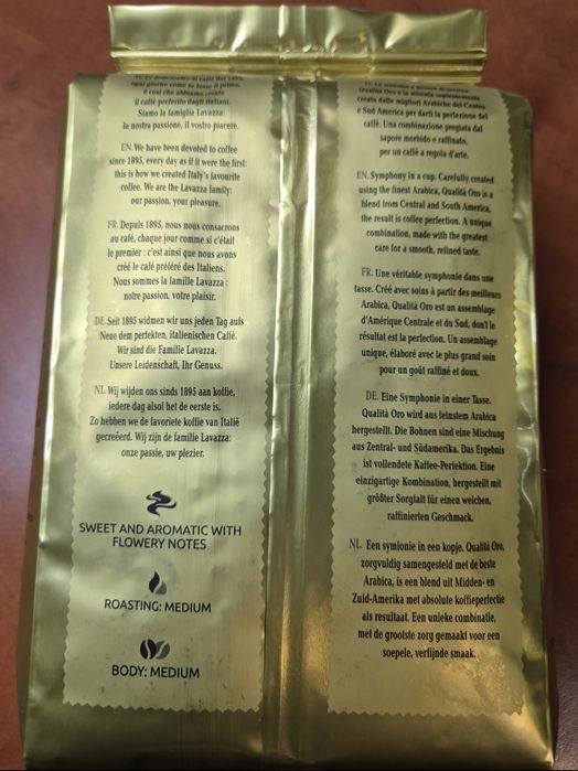 Oryginalna Lavazza qualita Oro 1 kg ziarnista bez polskich napisów