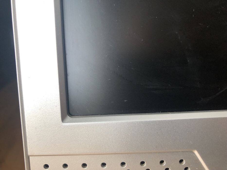 Monitor e-yama 17LP2