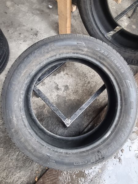 Шини Літо 225/55/R19 5.8 мм Goodyear Колеса Шини Склад