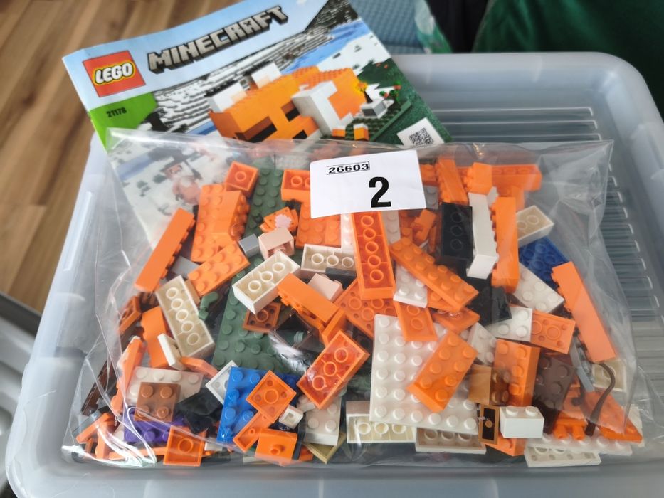 Klocki LEGO 21178 Minecraft siedlisko lisów