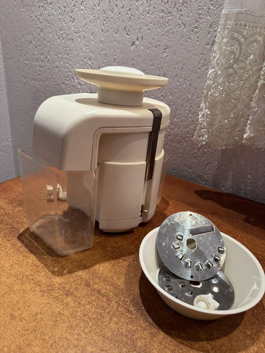 "електроСоковижималка "журавінка