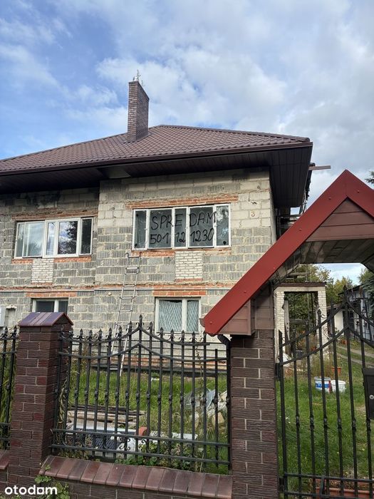 Halinów: 2 domy / 5 mieszkań. 1552 m2 . Media, starodrzew, dojazd A2