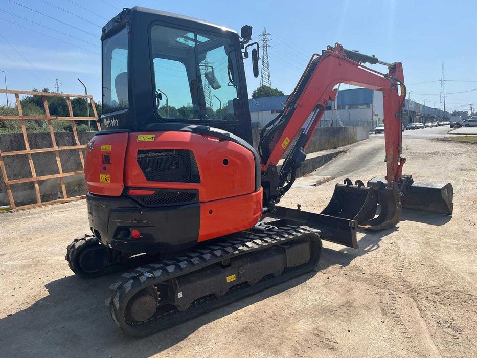Mini Escavadora KUBOTA U36-4