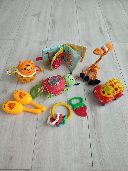 Набір дитячих іграшок для малюків | брязкальця, м’які, розвиваючі | Б/