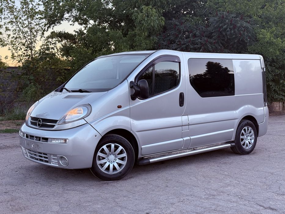 Продам Opel Vivaro 1.9 D