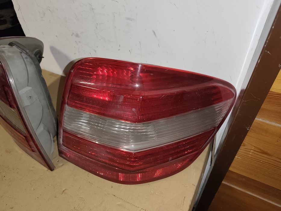 Lampy tylne Mercedes ml